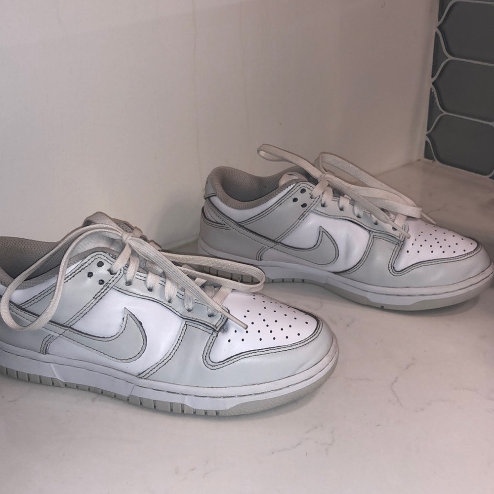 Nike dunk low grey